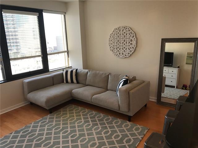 Building Photo - 1200 Main St