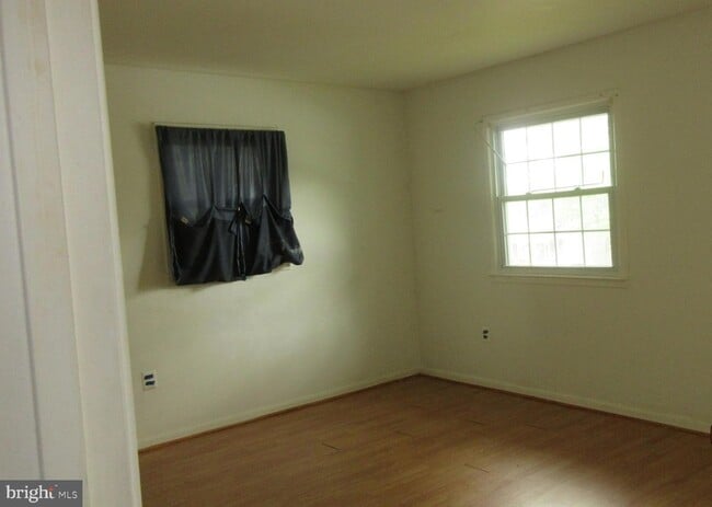 Building Photo - 4419 kentmore Dr