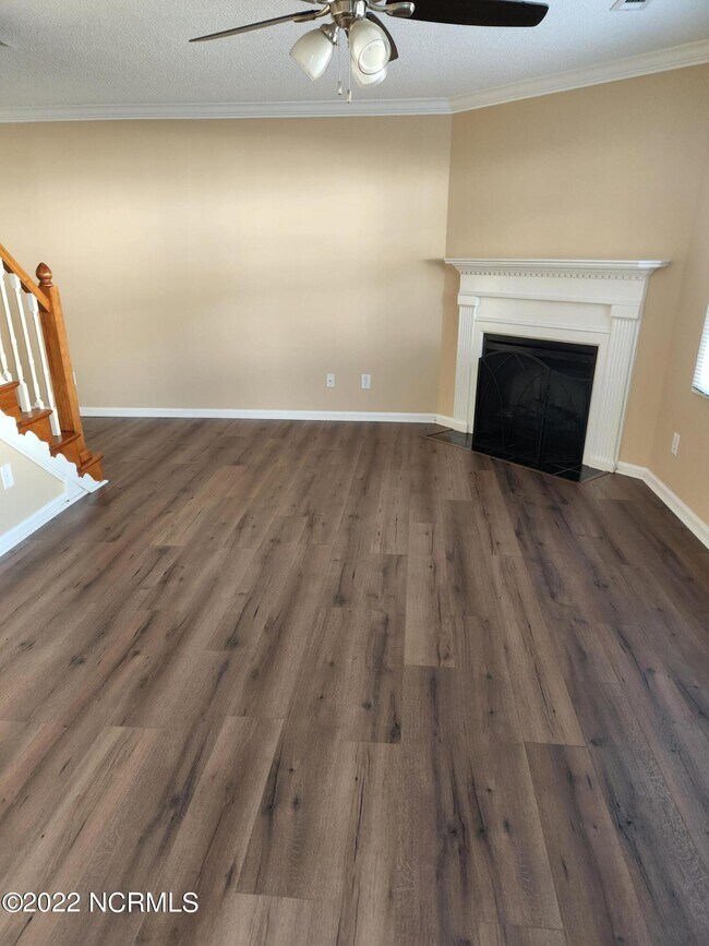 Building Photo - 902 Spring Forest Rd