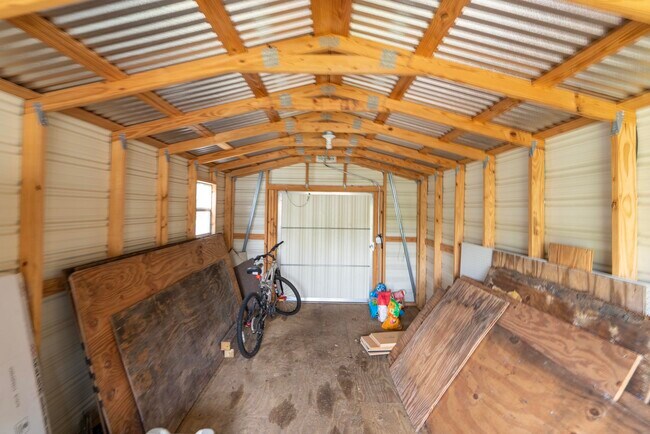 Building Photo - 2116 Wood Stork Ave