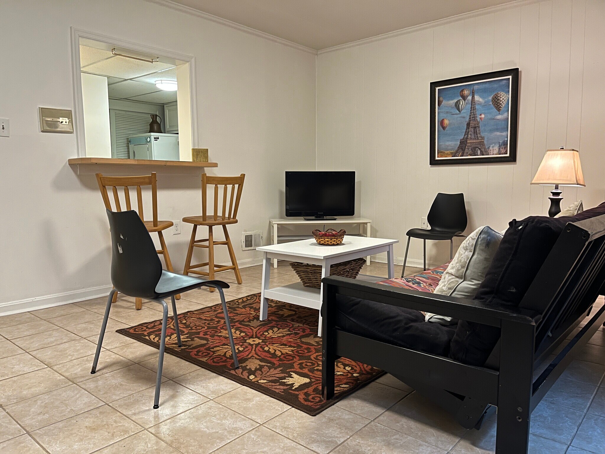 Building Photo - 603 G St SW