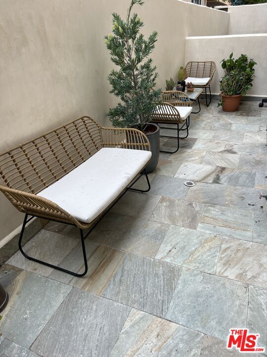 Building Photo - 1027 10th St