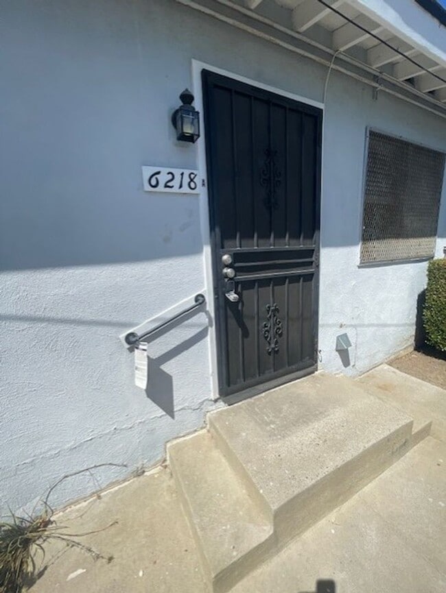 Building Photo - 6216 Bright Ave