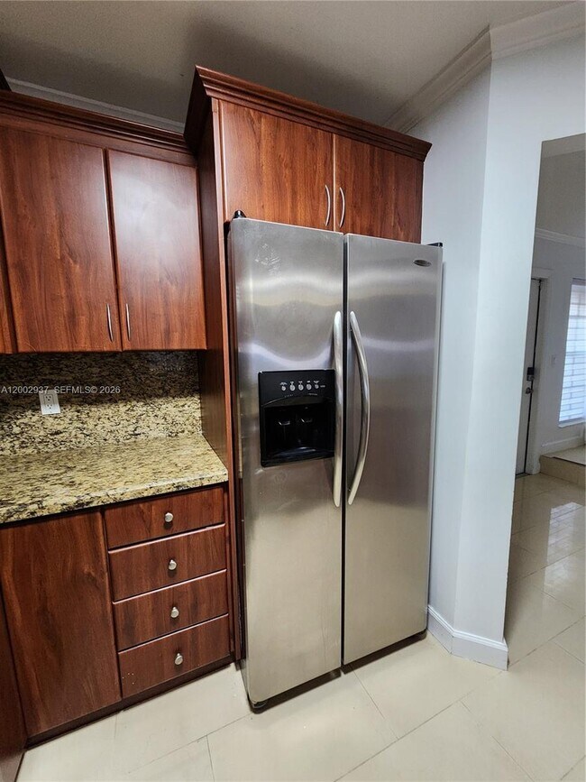 Building Photo - 6485 SW 129th Ave