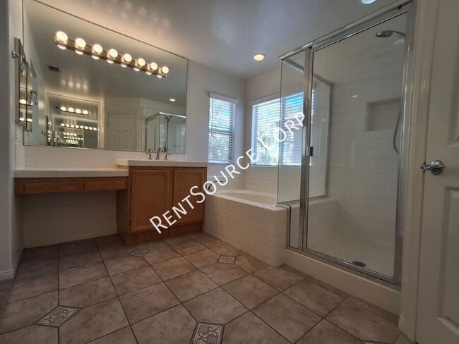 Building Photo - 24339 Alyssum Pl