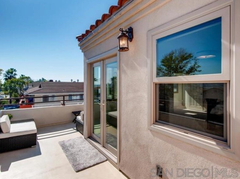 Building Photo - 3886 Sequoia St