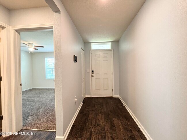 Building Photo - 2270 Willow Springs Dr