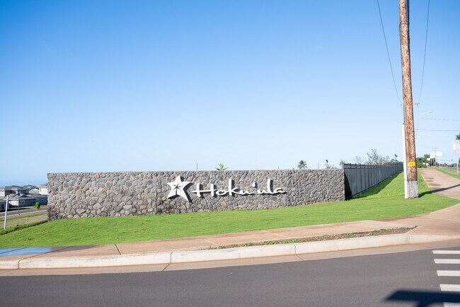 Building Photo - 27 Mulehu St