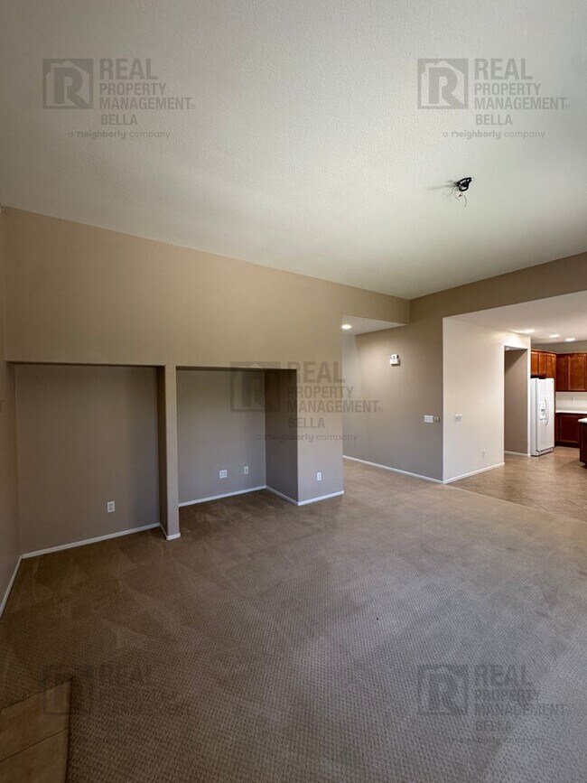 Building Photo - 756 Conlon Dr