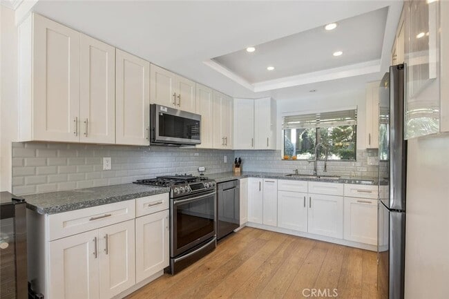 Building Photo - 1158 S Westlake Blvd