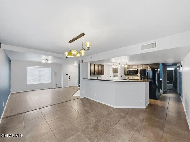Building Photo - 13265 New Britton Dr