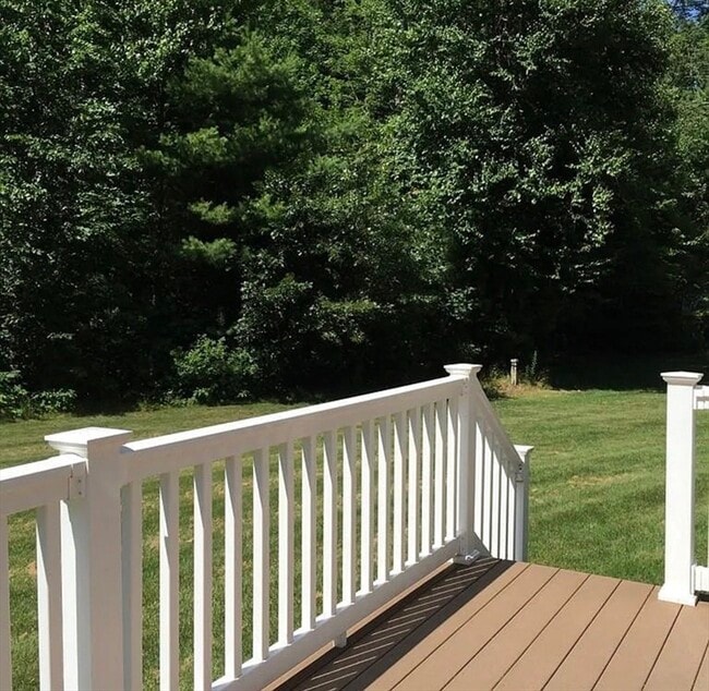 Building Photo - 17 Two Ponds Rd