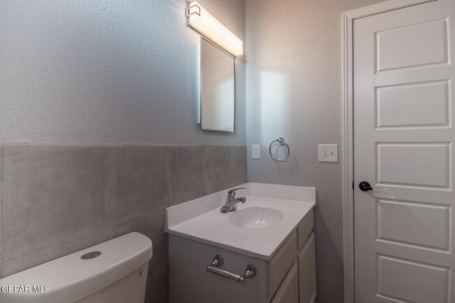 Building Photo - 3311 Catherine Ann Dr