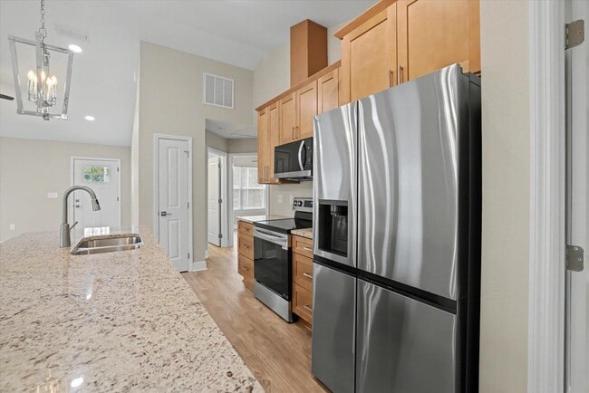 Building Photo - 37 Haida Trail