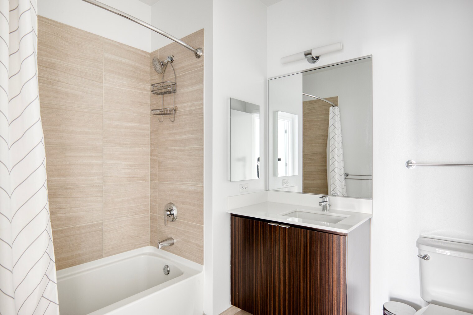 Building Photo - 201 N Garland Ct