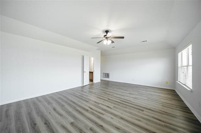 Building Photo - 2100 Benjamin Creek Dr