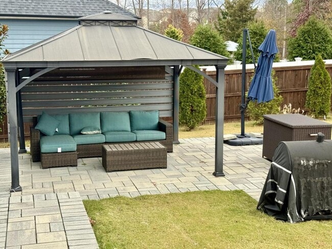 Building Photo - 1316 Spicer Ln