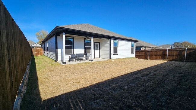 Building Photo - New Home For Rent!