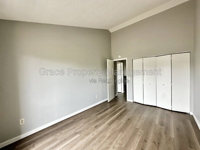 Building Photo - 15670 E Mexico Ave