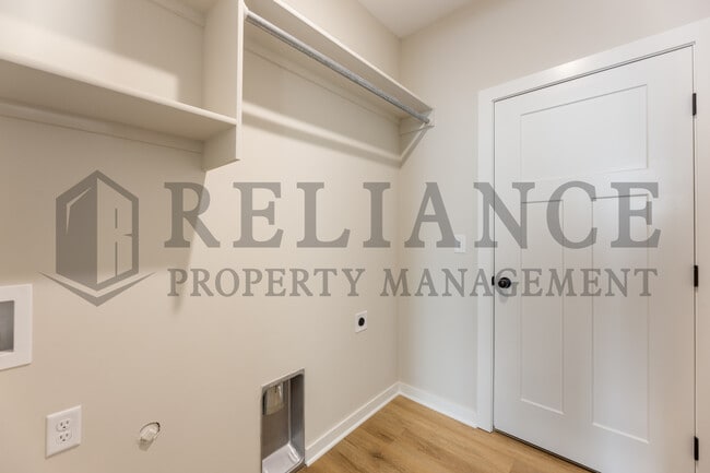 Building Photo - 12438 Blanford St