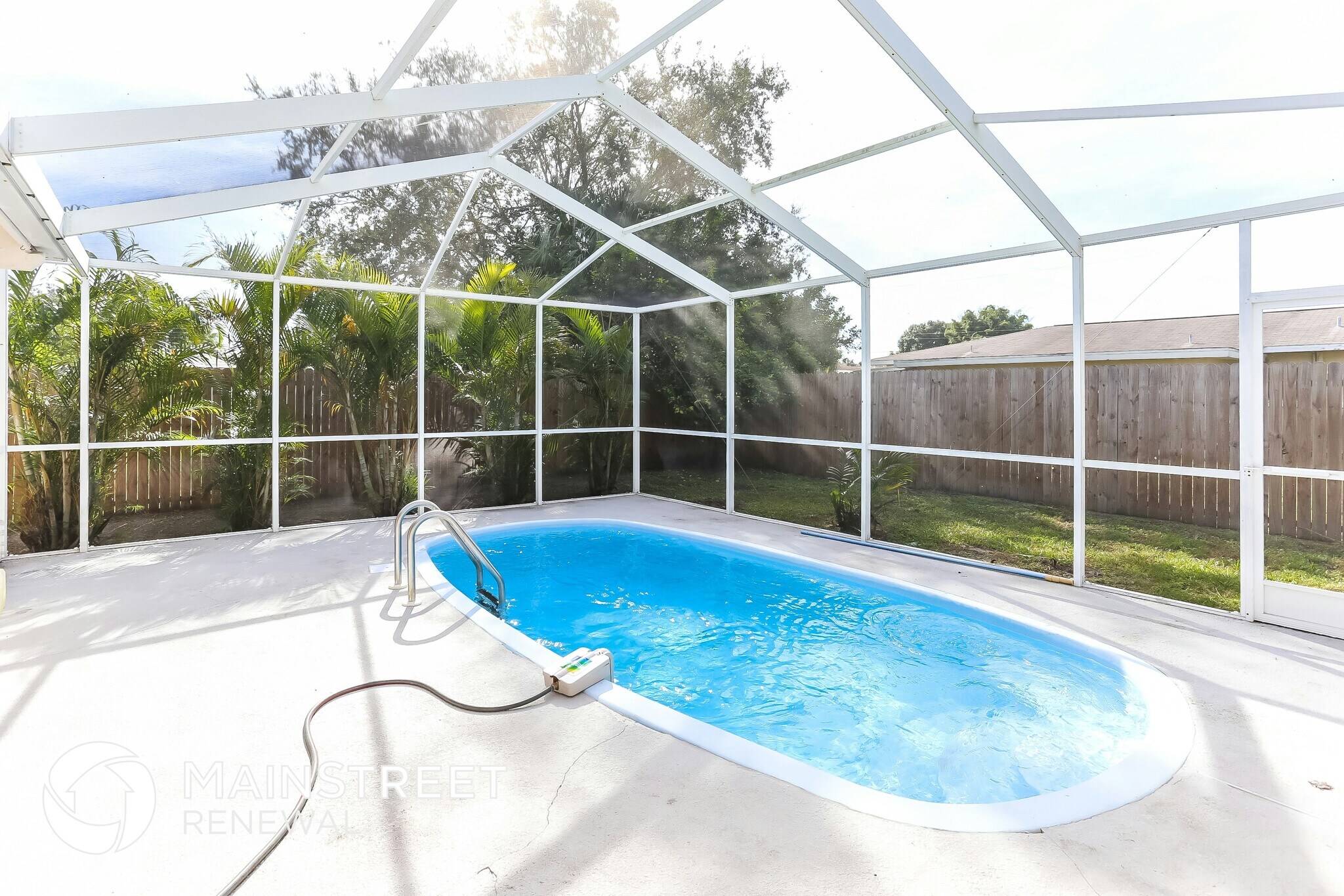 Building Photo - 420 Flamingo Dr