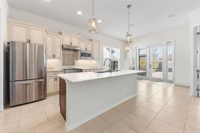 Building Photo - 2957 SW 118th Dr