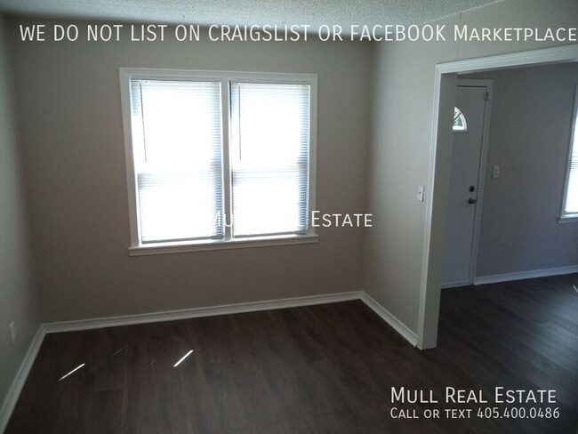 Building Photo - 4801 N Willow Ave