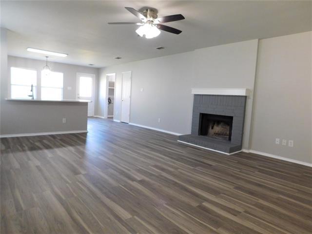 Building Photo - 3516 Willow Creek Trail
