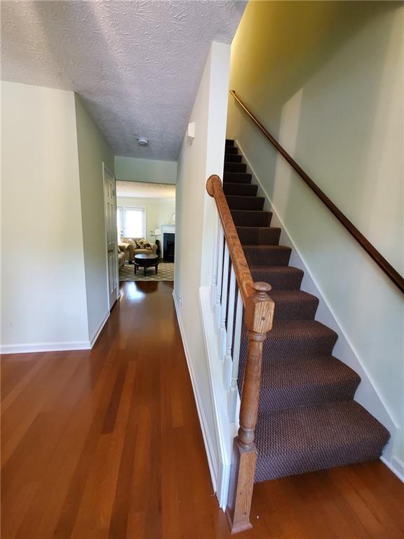 Building Photo - 3043 Majestic Park Ct