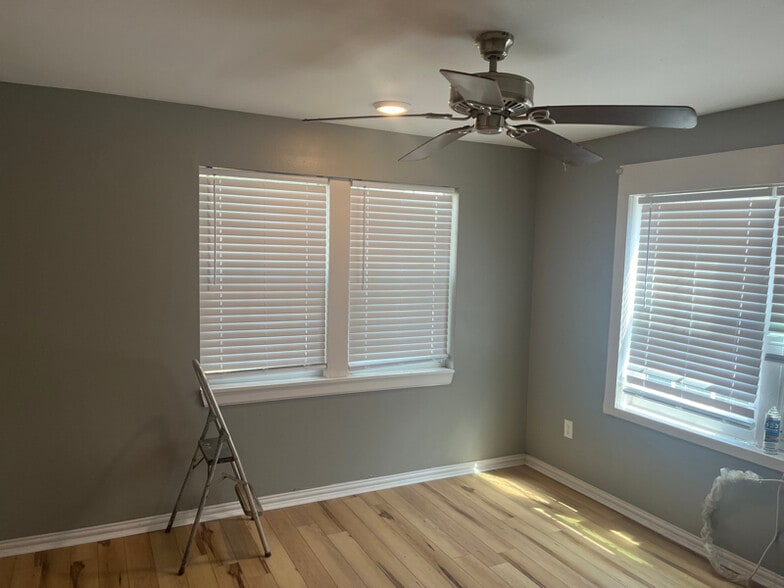 Building Photo - 520 Jones St