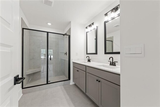 Building Photo - 3571 Overlook Rd NW