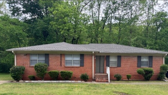 Primary Photo - $0 SECURITY DEPOSIT, $50 Visa Gift Card & ...
