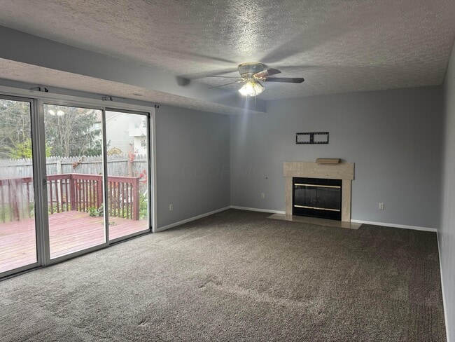 Building Photo - 757 Tricolor Dr