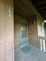 Building Photo - 109 Kona Villa