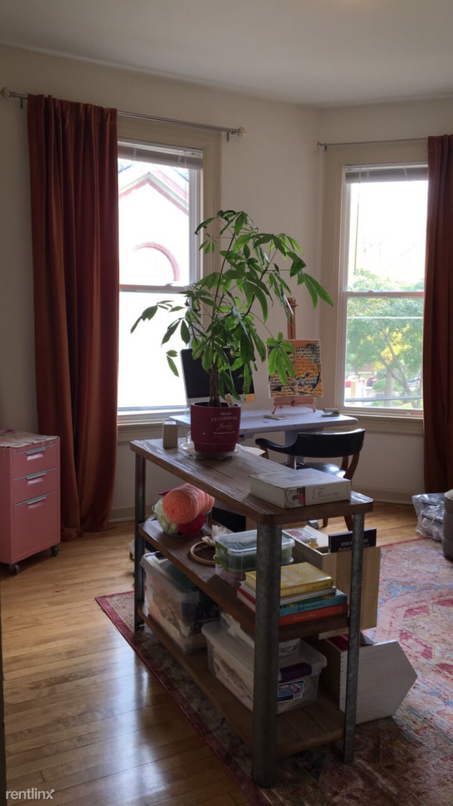 Building Photo - 2408 E Park Pl