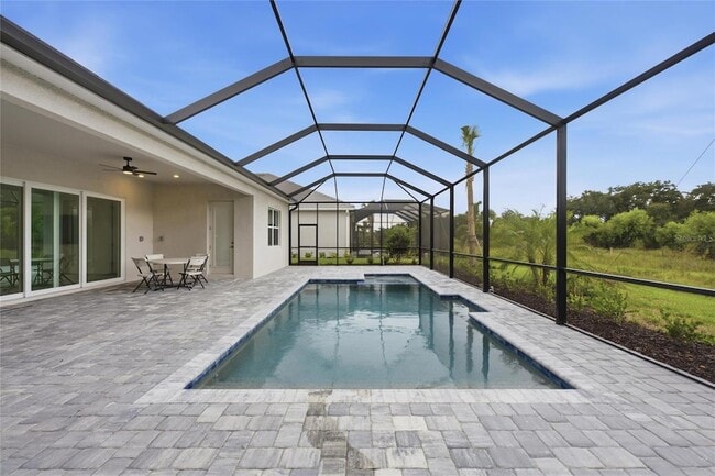 Building Photo - 19047 Scallop Lp