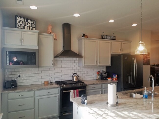 Building Photo - Gorgeous 3 story townhome in West End Henrico with loads of upgrades!