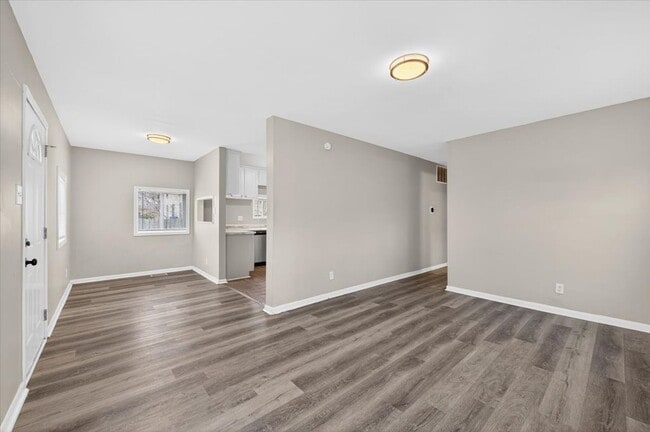 Building Photo - 3610 N Emerson Ave