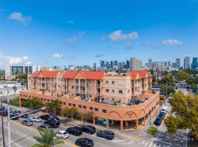 Building Photo - 199 SW 12th Ave