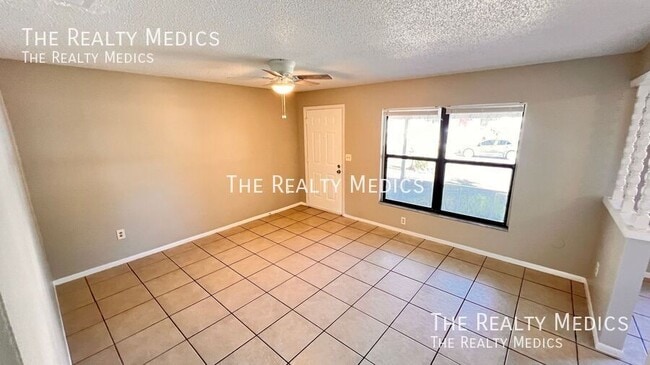 Building Photo - 5520 Charleston St