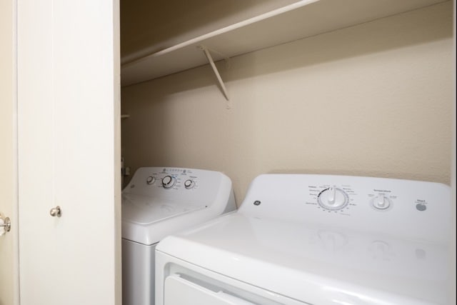 1 Bedroom w/Vaulted Ceiling - Monte Vista Apartments