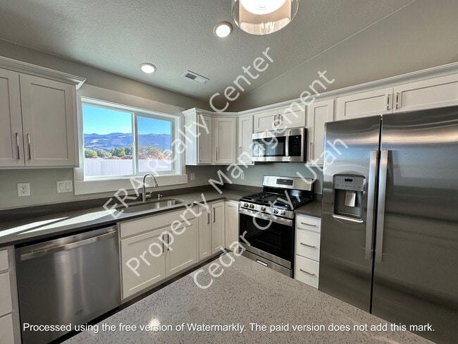 Building Photo - 3981 N Hawks Landing Loop