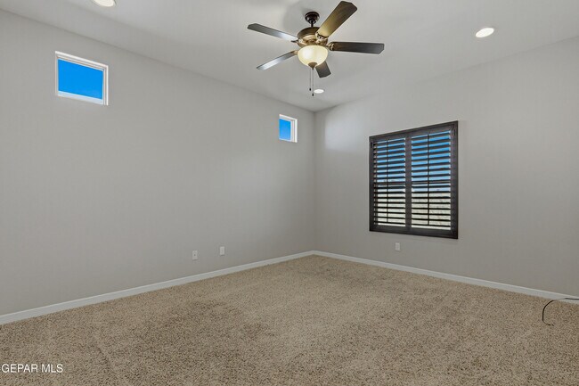 Building Photo - 2508 Eastern Sky St