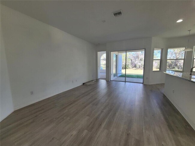 Building Photo - 30741 Pumpkin Ridge Dr