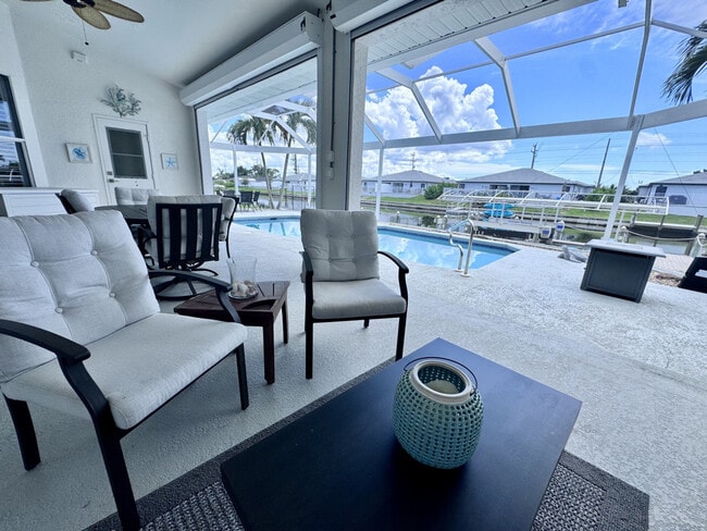 Building Photo - 236 SW 47th St