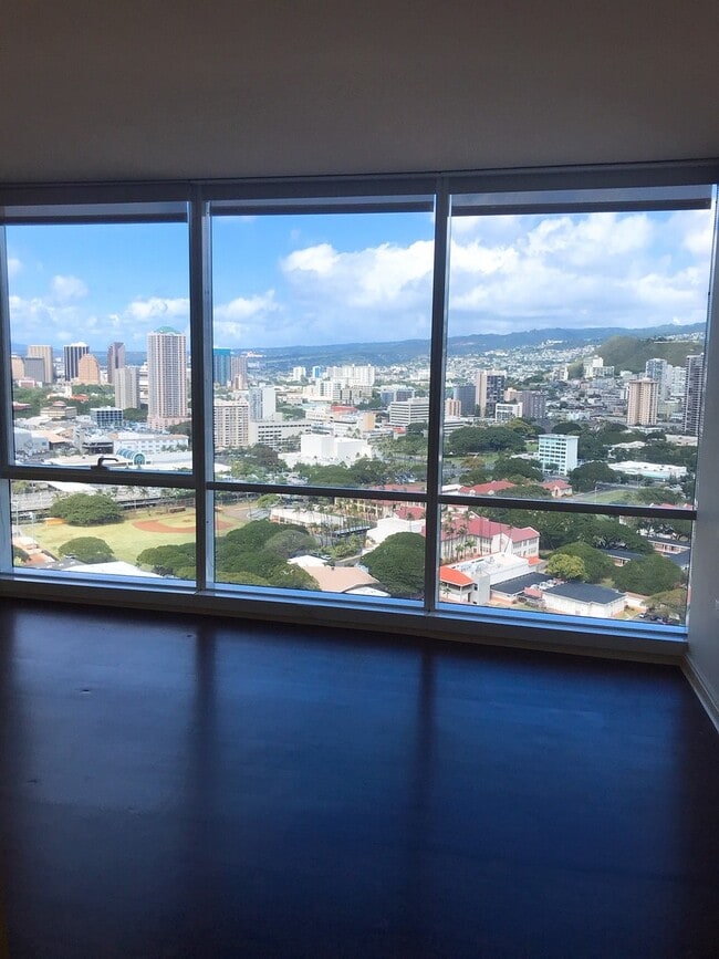 Building Photo - 1288 Kapiolani Blvd