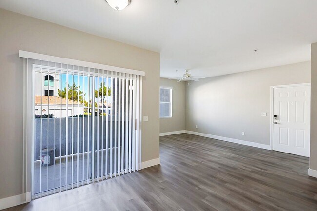 Building Photo - 2 Suite 1st Floor Condo In Gated Northwest...