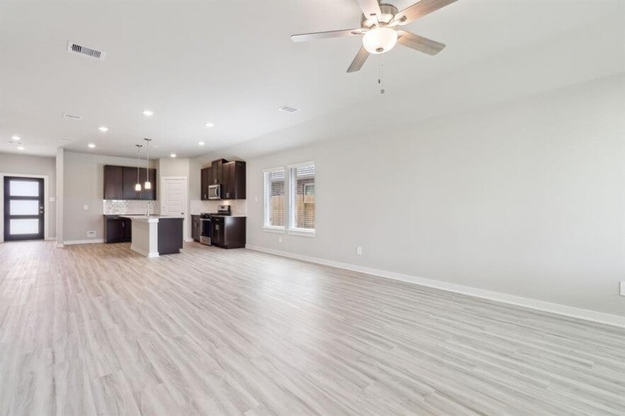 Building Photo - 6254 Brazos Trl Dr