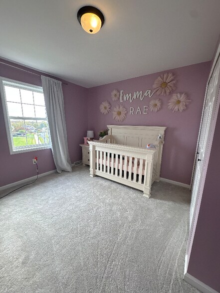 Building Photo - 10 Georgie Ln