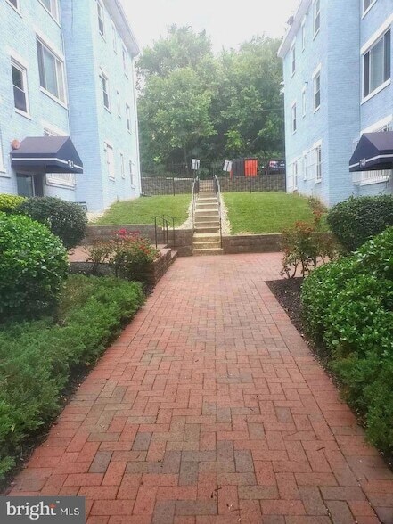 Primary Photo - 742 Brandywine St SE
